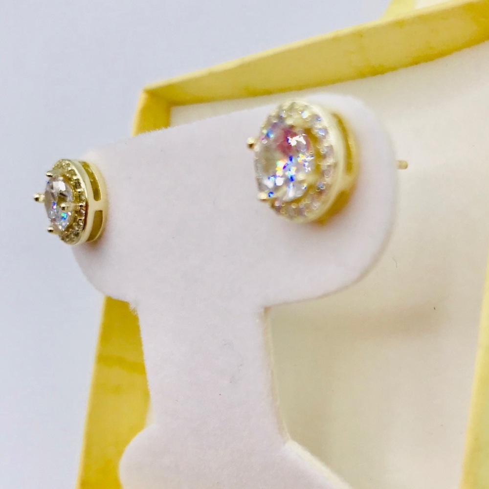 🌸NEW🌸 Sterling Silver 18K Gold Earrings - Picture 4 of 8